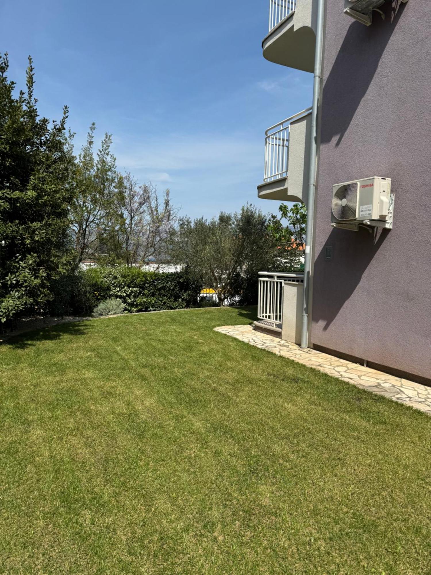 Apartmani Marija Klimno B Екстериор снимка