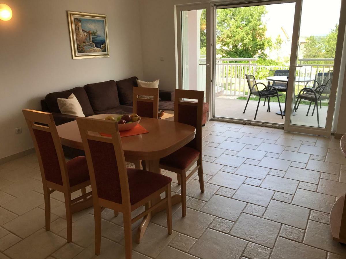 Apartmani Marija Klimno B Екстериор снимка