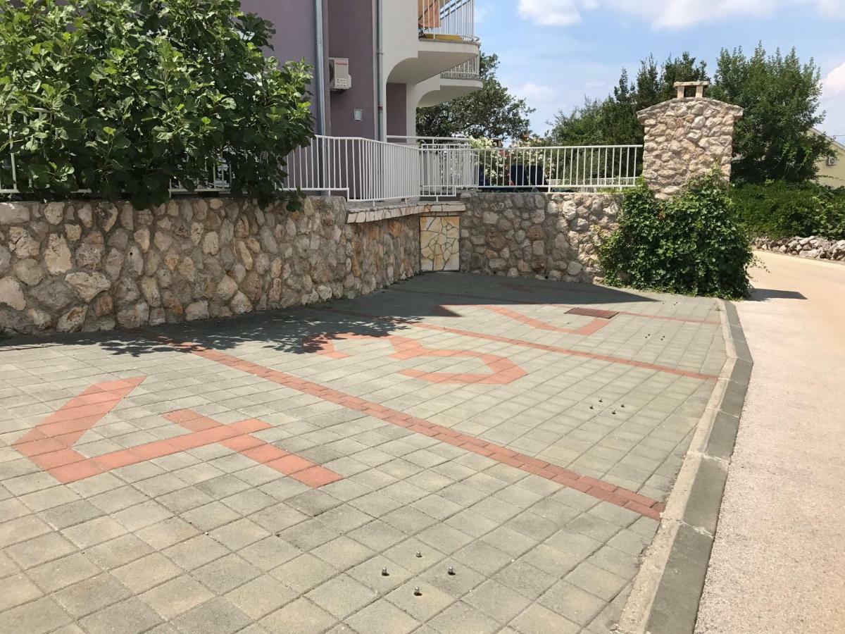 Apartmani Marija Klimno B Екстериор снимка