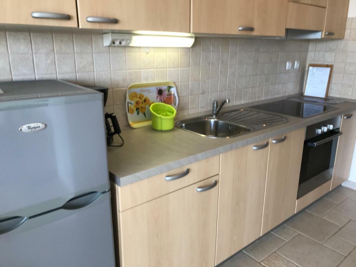 Apartmani Marija Klimno B Екстериор снимка